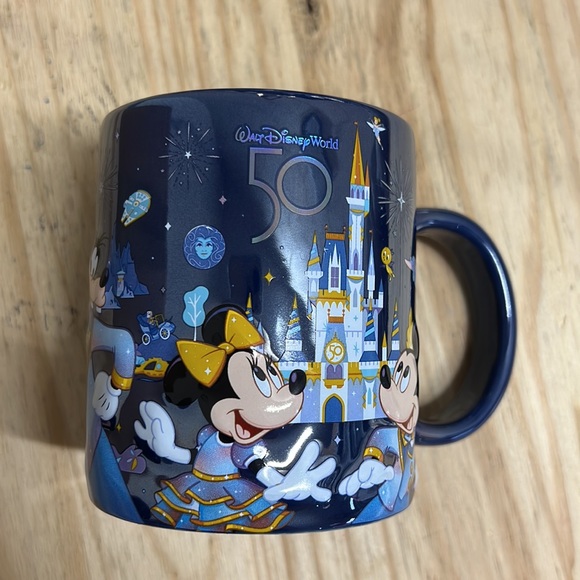 Walt Disney World 50th Anniversary exclusive Mug - Picture 2 of 4